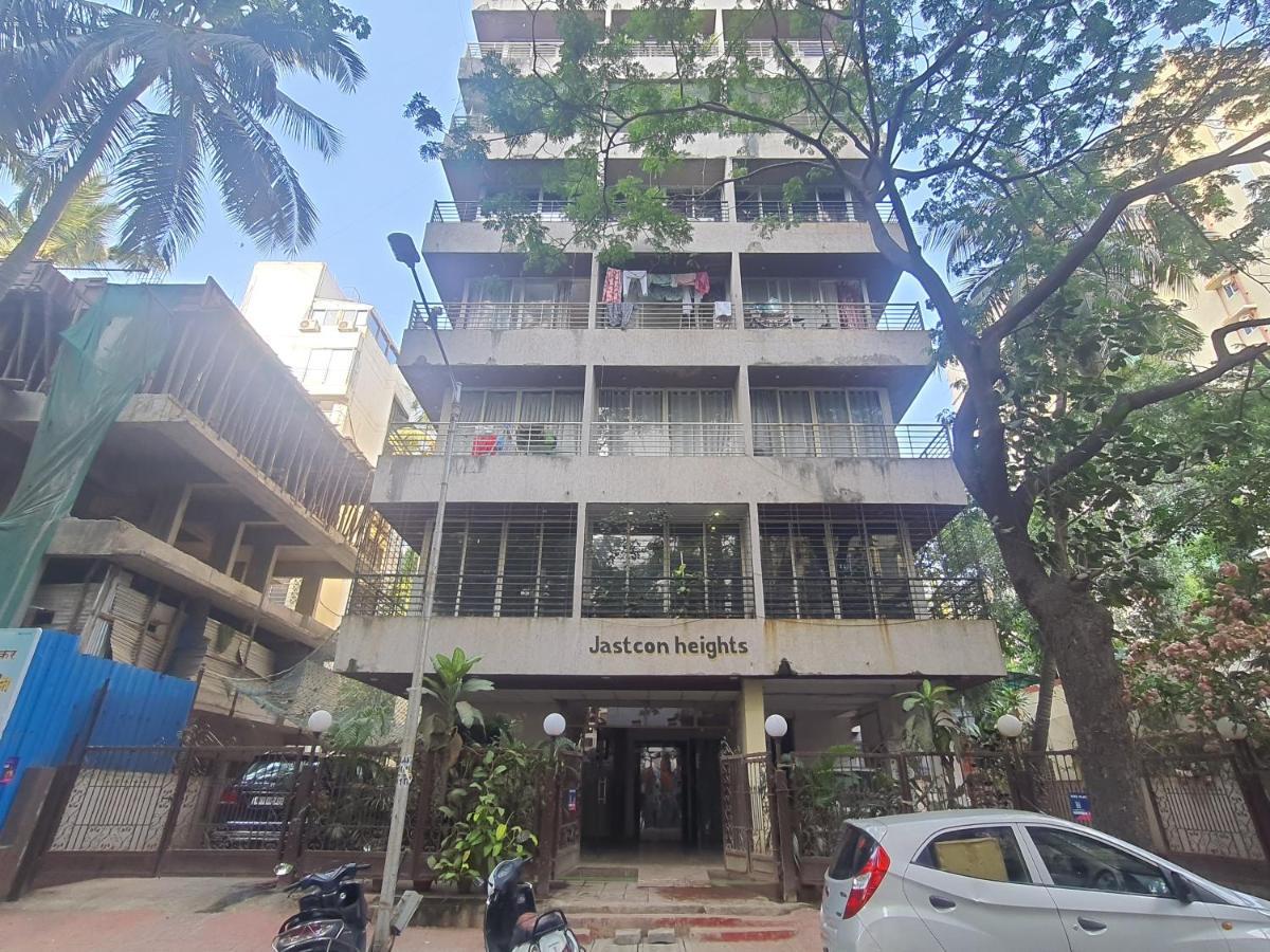 Osi Apartments Khar West Mumbai Exterior photo